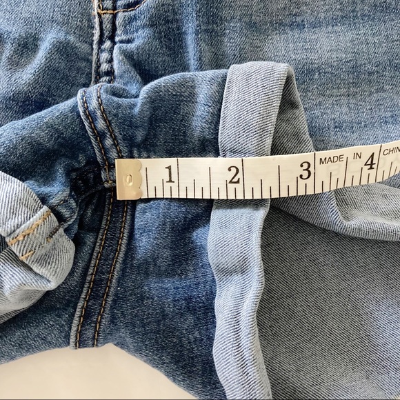 Divided by H&M Denim High Waisted Shorts - Picture 8 of 10